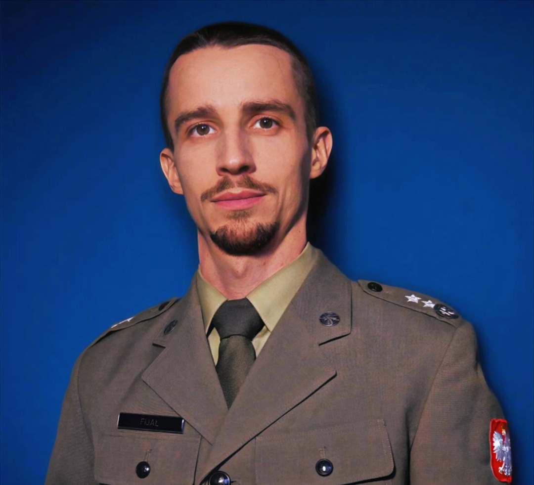 Por. rez. Szymon Fijał